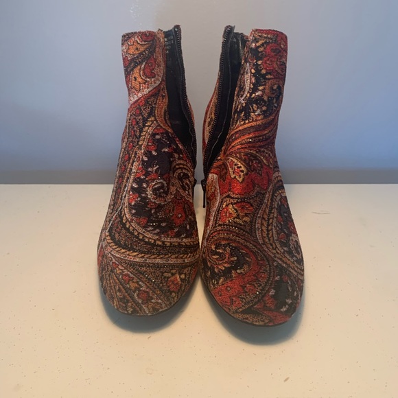 Patterned booties - Picture 2 of 3